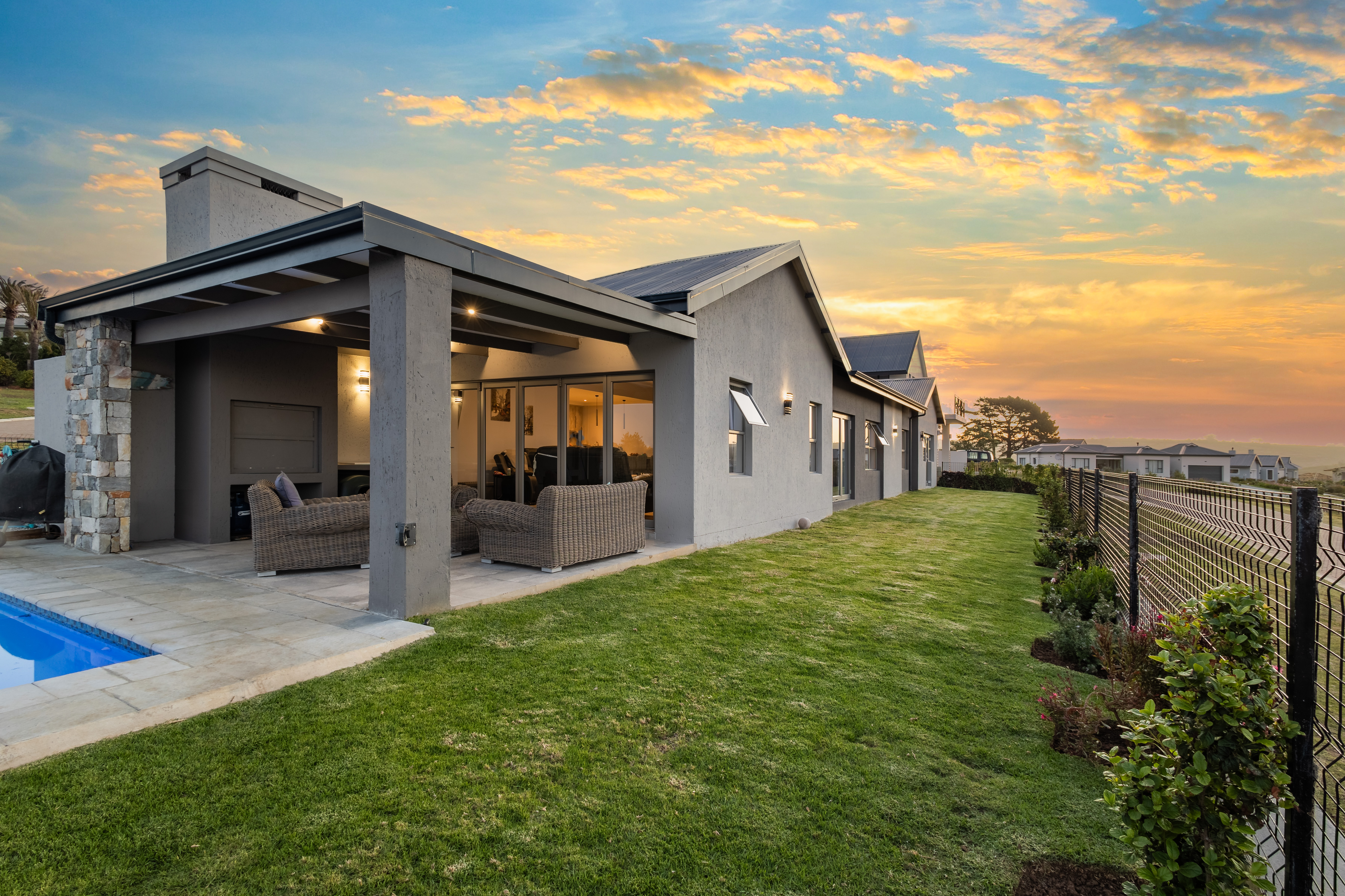 4 Bedroom Property for Sale in Baron View Western Cape